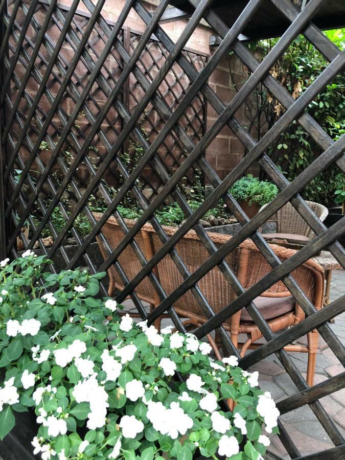 Appartement La Porta Nel Giardino à Asti Extérieur photo